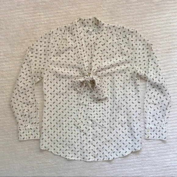 Banana Republic petite monogram silk blouse - Picture 11 of 11